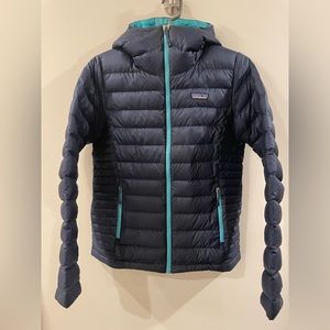 Patagonia Down Sweater Hoody Jacket - Size Small - Navy Blue